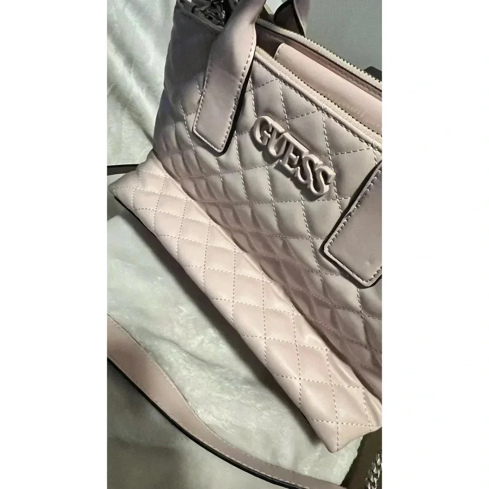 GUESS Quilted Blush Pink Bag - Picture 6 of 6